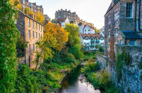 Edimburgo - arquitectura alrededor del agua de Leith