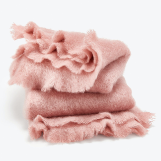 Manta de mohair rosa peonía