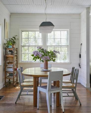 mesa de comedor, comedor, mesa de madera, sillas de comedor de metal blanco