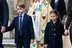 ¿Por qué el príncipe George, la princesa Charlotte y el príncipe Louis siguen en la escuela después de la muerte de la reina?