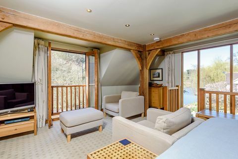 Dinham Weir House - The Linney - Ludlow - dormitorio en suite - Strutt & Parker