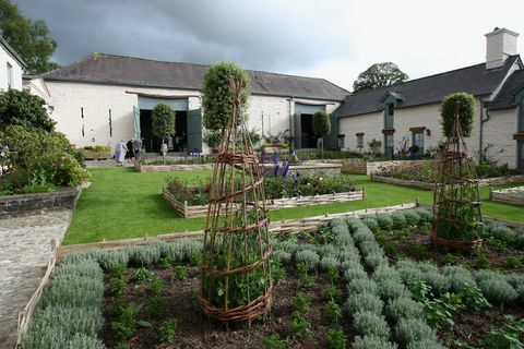 el jardín de llwynywermod, la casa galesa de charles y camilla