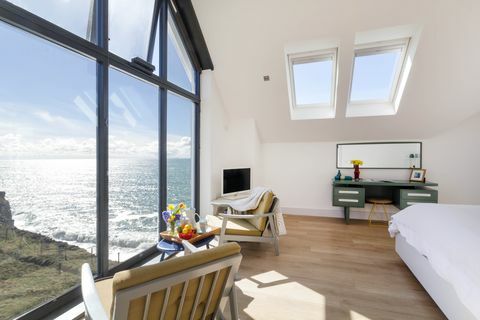 180 grados azul - Cornwall - vista - Savills