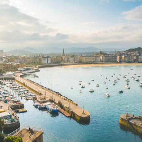 La Concha Bay, San Sebastián, España