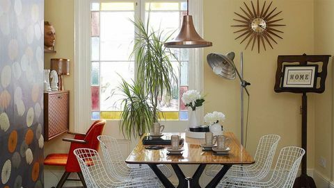 zona de comedor retro-chic