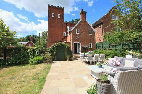 Fenn Wright, Tower End House, Yarmouth Road, Melton, Woodbridge, trasera