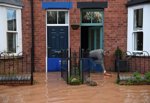 Tormenta Dennis inundaciones