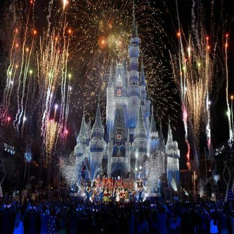 mejores fotos de Disney Disney Parks Holiday Celebration 2017